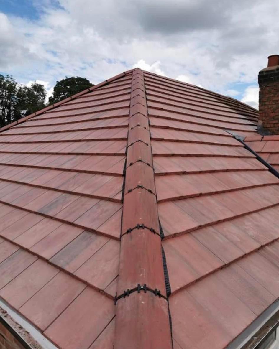 Dry verge roof
